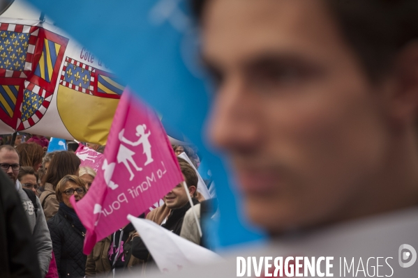 Paris :  la manif pour tous  du dimanche 5 octobre 2014