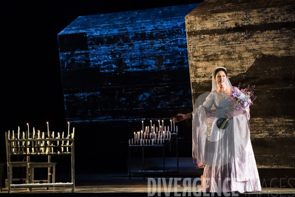 Tosca / Giacomo Puccini - Pierre Audi