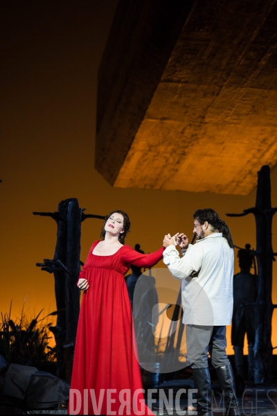 Tosca / Giacomo Puccini - Pierre Audi