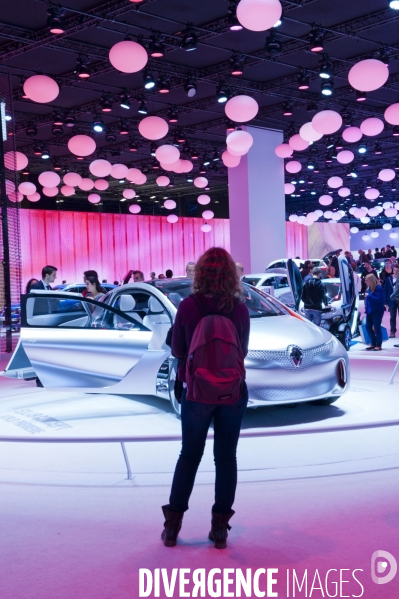 Mondial de l Auto 2014, véhicules électriques, hybrides et nouvelles technologies