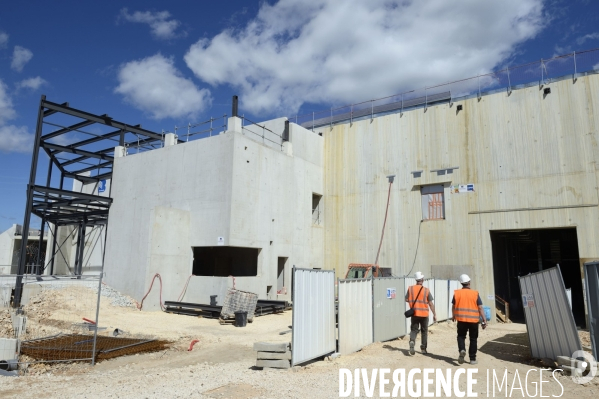 Chantier Caverne du Pont d Arc, reproduction de la grotte Chauvet