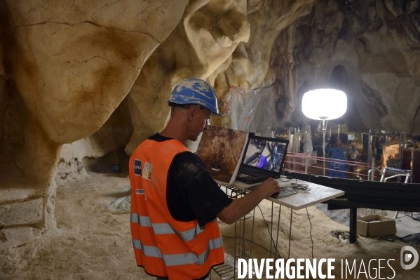 Chantier Caverne du Pont d Arc, reproduction de la grotte Chauvet