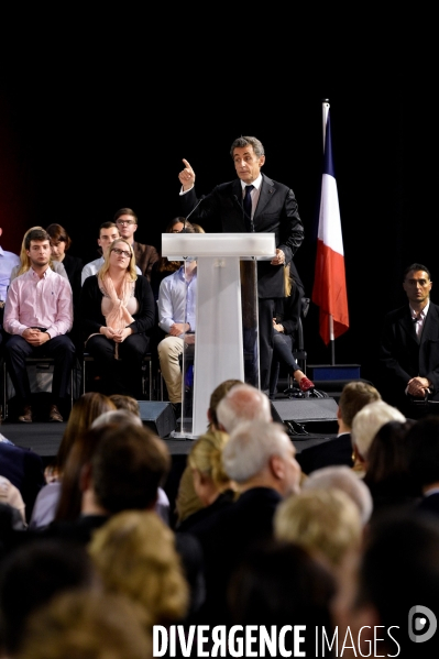 Réunion publique de Nicolas Sarkozy à Saint-Cyr-sur-Loire