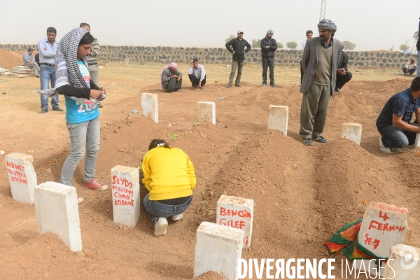 Funeral of Syrian Kurdish fighters of Kobani,  Les funérailles de combattants kurdes syriens de Kobani,