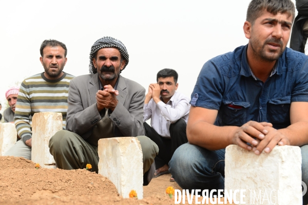 Funeral of Syrian Kurdish fighters of Kobani,  Les funérailles de combattants kurdes syriens de Kobani,