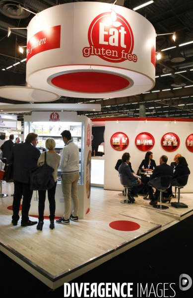 Le SIAL, salon de l Industrie Agroalimentaire, réunit 6 300 exposants de 105 pays à Villepinte pour le meilleur et pour le pire.