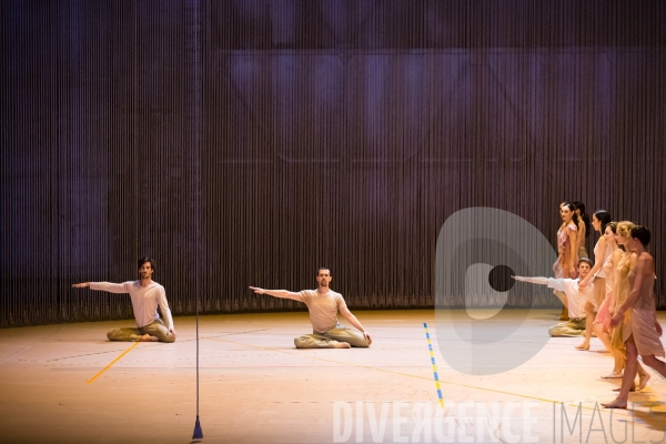 Rain / Anne Teresa De Keersmaeker - Ballet de l Opéra de Paris