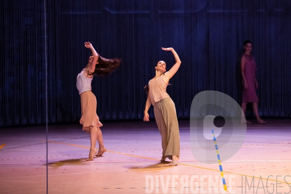 Rain / Anne Teresa De Keersmaeker - Ballet de l Opéra de Paris