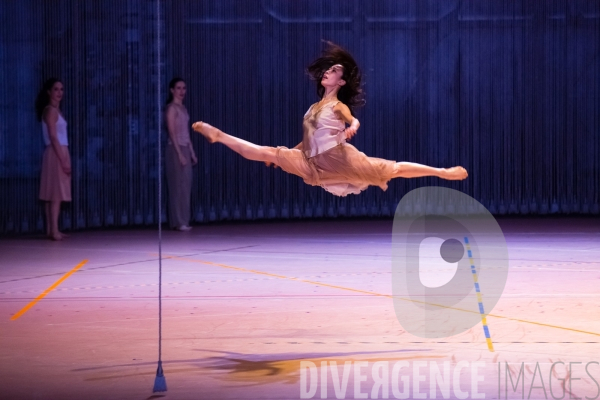 Rain / Anne Teresa De Keersmaeker - Ballet de l Opéra de Paris