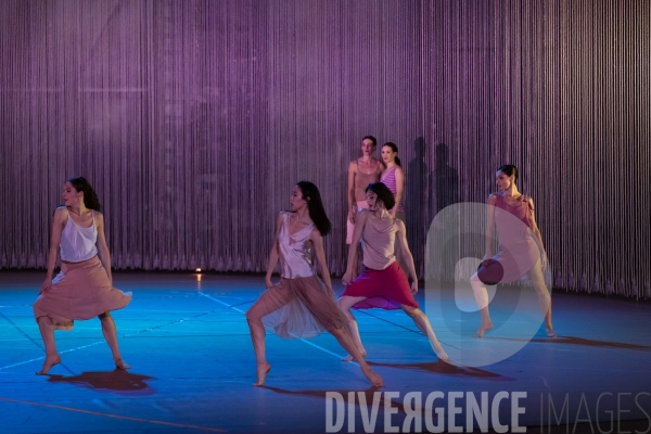 Rain / Anne Teresa De Keersmaeker - Ballet de l Opéra de Paris