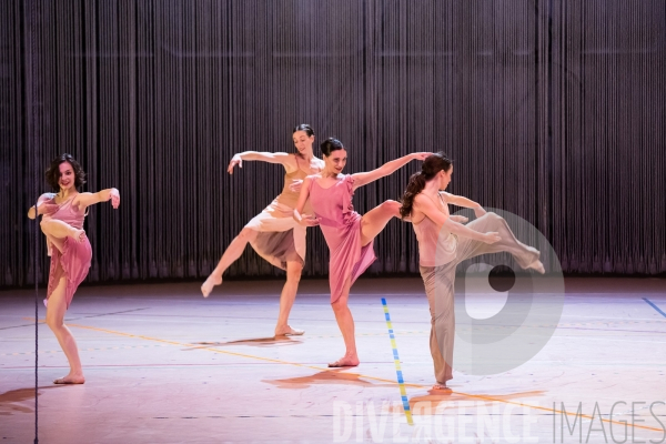 Rain / Anne Teresa De Keersmaeker - Ballet de l Opéra de Paris