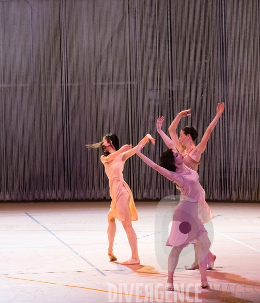 Rain / Anne Teresa De Keersmaeker - Ballet de l Opéra de Paris