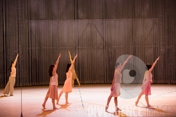 Rain / Anne Teresa De Keersmaeker - Ballet de l Opéra de Paris