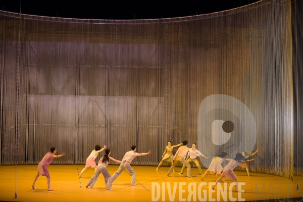 Rain / Anne Teresa De Keersmaeker - Ballet de l Opéra de Paris