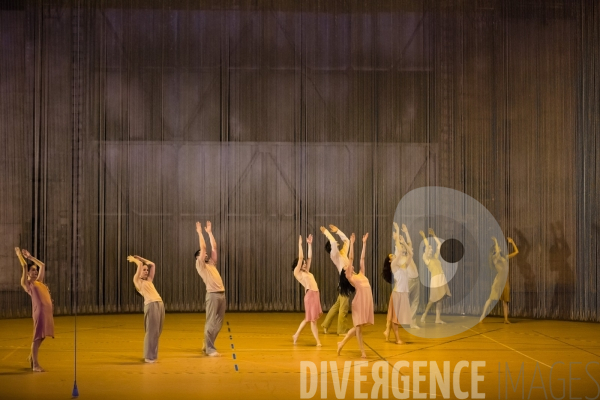 Rain / Anne Teresa De Keersmaeker - Ballet de l Opéra de Paris