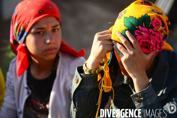 Funeral of Kurdish fighters, killed in the fighting with the Islamic State in Kobani. Funérailles de combattants kurdes, tués dans les combats avec l État islamique en Kobané.