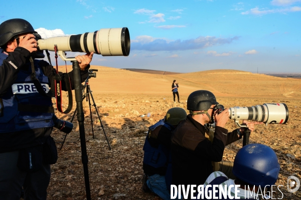 Members of the media the foreign and local press covering Battle for Kobani, Les membres des médias de la presse étrangère et locale couvrant bataille pour Kobani,