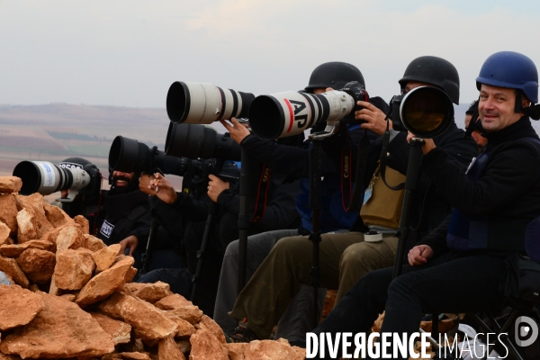 Members of the media the foreign and local press covering Battle for Kobani, Les membres des médias de la presse étrangère et locale couvrant bataille pour Kobani,