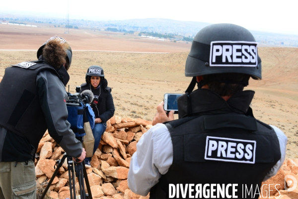 Members of the media the foreign and local press covering Battle for Kobani, Les membres des médias de la presse étrangère et locale couvrant bataille pour Kobani,