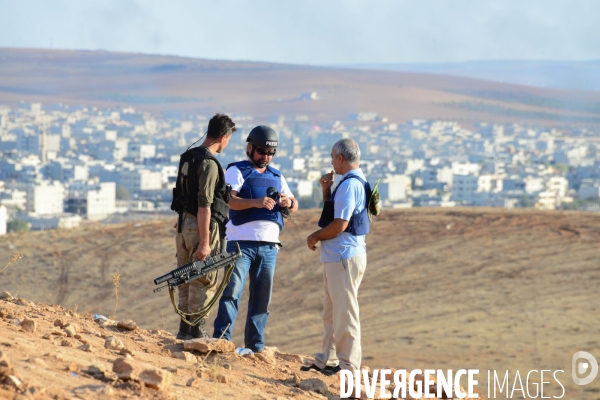 Members of the media the foreign and local press covering Battle for Kobani, Les membres des médias de la presse étrangère et locale couvrant bataille pour Kobani,