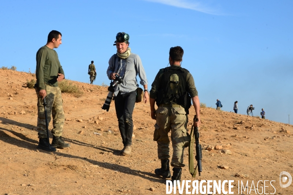 Members of the media the foreign and local press covering Battle for Kobani, Les membres des médias de la presse étrangère et locale couvrant bataille pour Kobani,