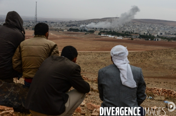 Combat in Kobani, Turkey-Syria Border. Combat dans Kobané, Frontaliers entre Syrie et Turquie.