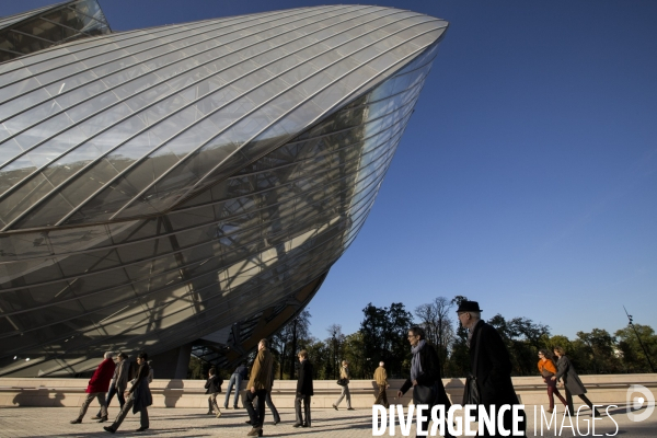 Ouverture au public du batiment de la fondation Louis Vuitton dans le bois de Boulogne à Paris.