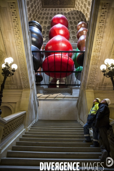 A l occasion de sa réouverture, la monnaie de Paris présente l  exposition  Chocolate Factory  de l artiste américain Paul McCarthy