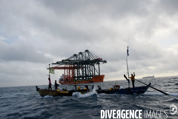 Made in TOGO : Livraison des grues ZPMC au Port Autonome de Lomé.