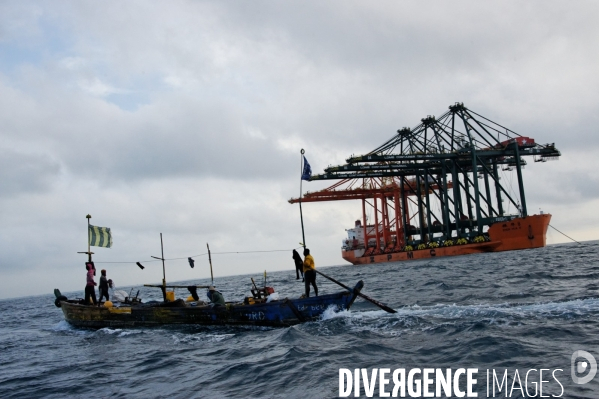 Made in TOGO : Livraison des grues ZPMC au Port Autonome de Lomé.