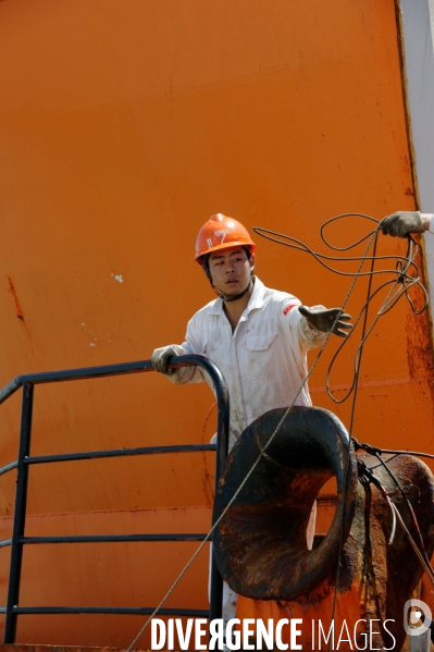 Made in TOGO : Livraison des grues ZPMC au Port Autonome de Lomé.