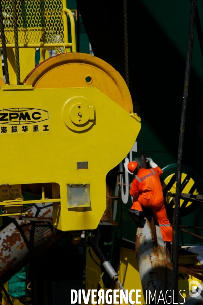 Made in TOGO : Livraison des grues ZPMC au Port Autonome de Lomé.