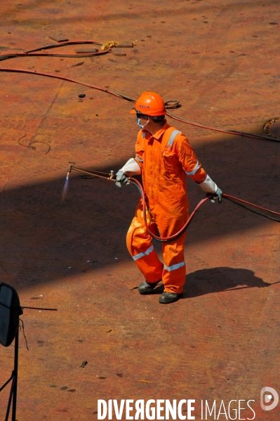 Made in TOGO : Livraison des grues ZPMC au Port Autonome de Lomé.