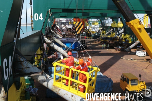Made in TOGO : Livraison des grues ZPMC au Port Autonome de Lomé.