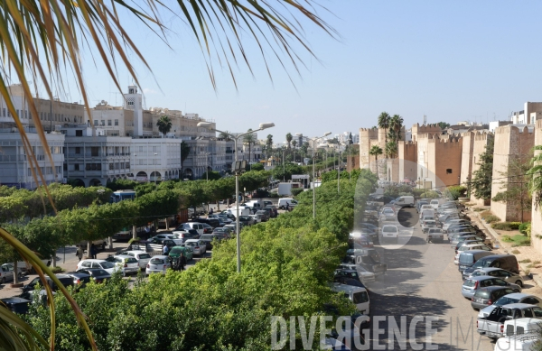 La Médina de Sfax : les remparts de la Médina face à la ville