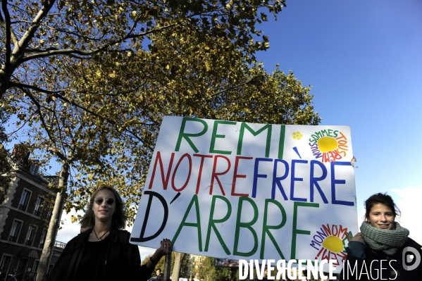 Manifestation de lycéens contre la mort de Rémi FRAISSE