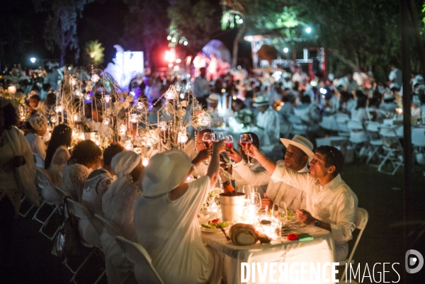 Diner en blanc en haiti.