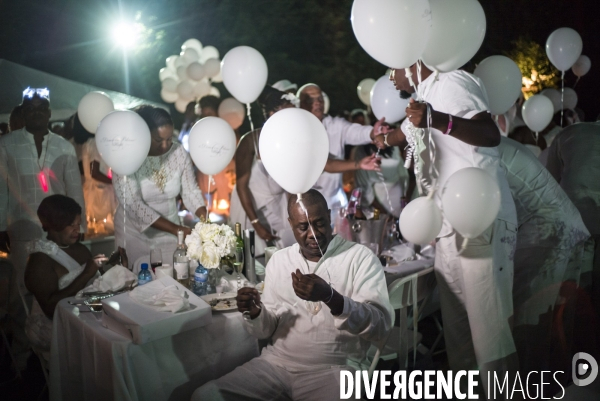 Diner en blanc en haiti.