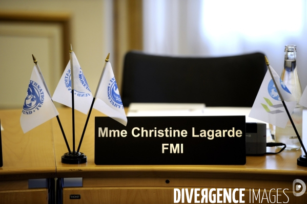 François HOLLANDE et les dirigeants des organisations  économiques internationales