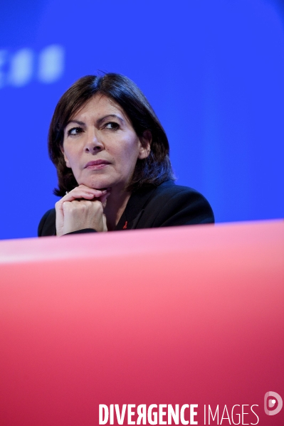 Anne Hidalgo au congrès de l association des maires de France