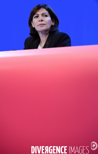 Anne Hidalgo au congrès de l association des maires de France
