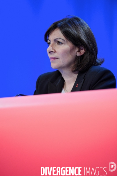 Anne Hidalgo au congrès de l association des maires de France