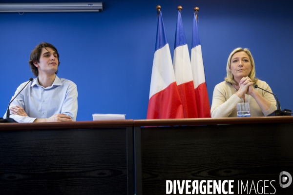 Conférence de presse de Marine Le Pen pour présenter le nouveau président du FNJ, Gaëtan DUSSAUSAYE.