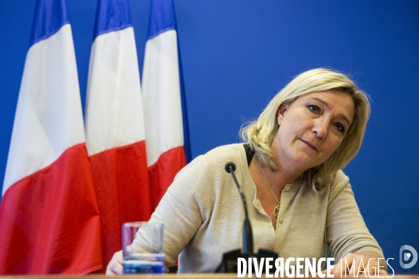 Conférence de presse de Marine Le Pen pour présenter le nouveau président du FNJ, Gaëtan DUSSAUSAYE.