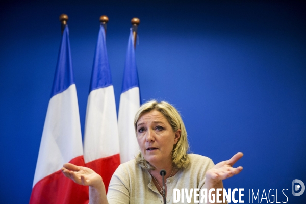 Conférence de presse de Marine Le Pen pour présenter le nouveau président du FNJ, Gaëtan DUSSAUSAYE.
