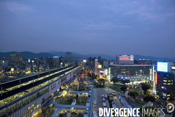 Japon. Okayama. Vue aerienne de la gare centrale