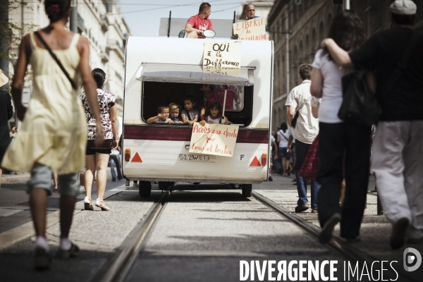 Manifestation de soutien aux Roms