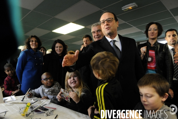 François HOLLANDE lance le programme national de renouvellement urbain à Lens et Boulogne-sur-Mer