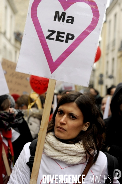 Manifestation contre la carte des REP (Réseaux d Education Prioritaires)