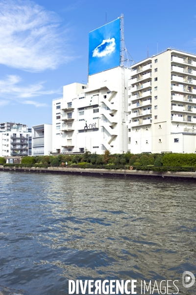 Tokyo.Le long de la riviere Sumida